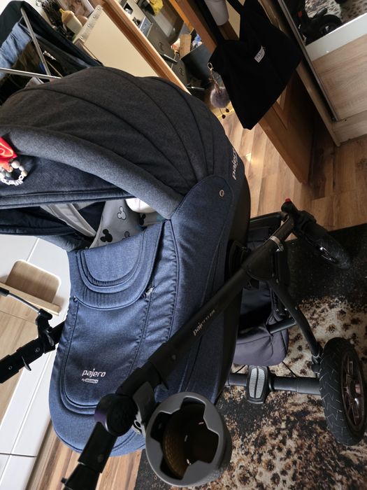 Sprzedam wózek 3w1 Adamex Pajero stan bardzo dobry dużo dodatkow