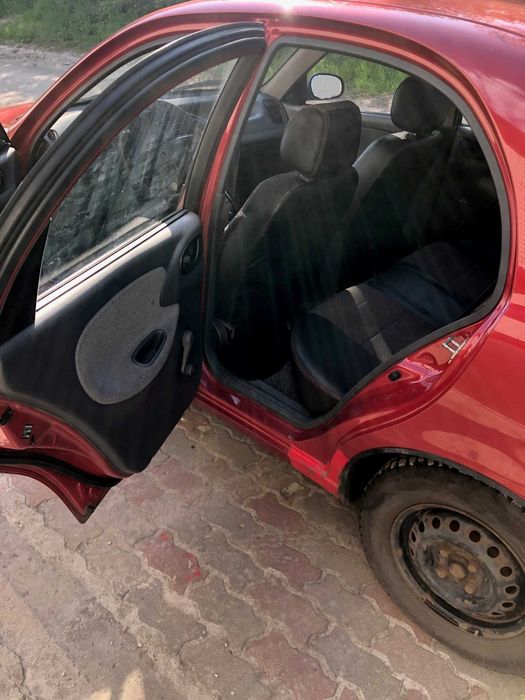 Продам машину DAEWOO LANOS