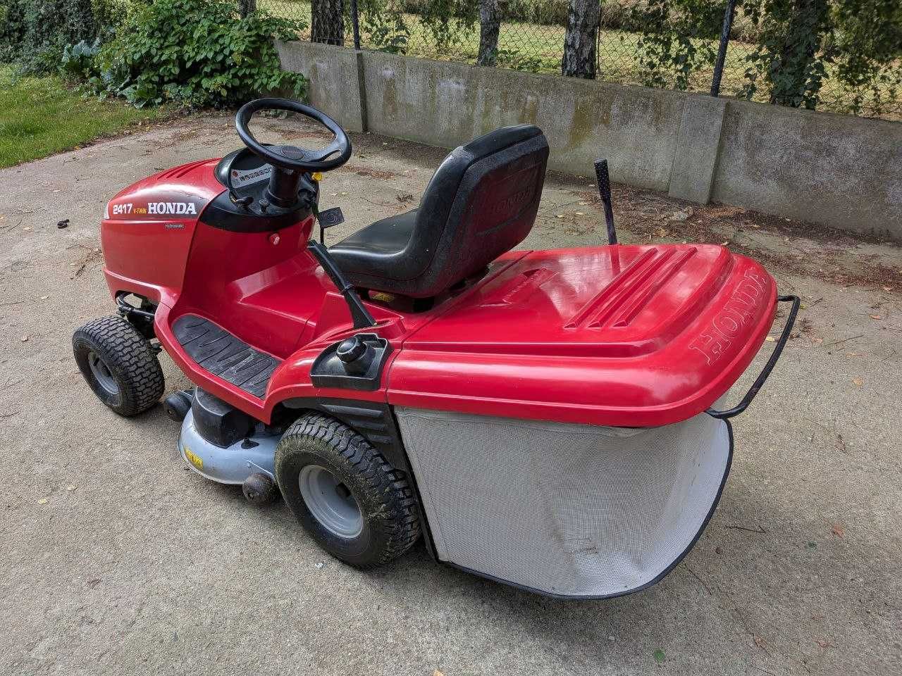 Kosiarka traktorek Honda 2417