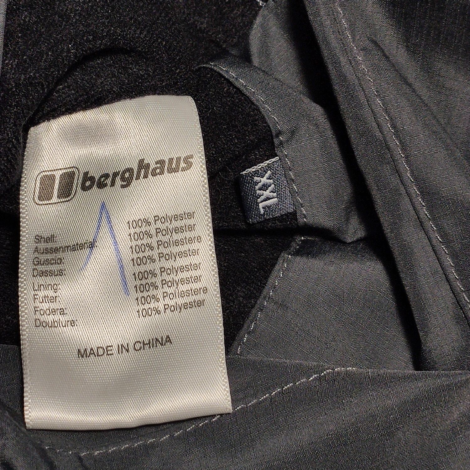 Куртка Berghaus в новому стані