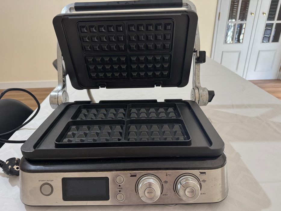 Multigrill Delonghi Inox