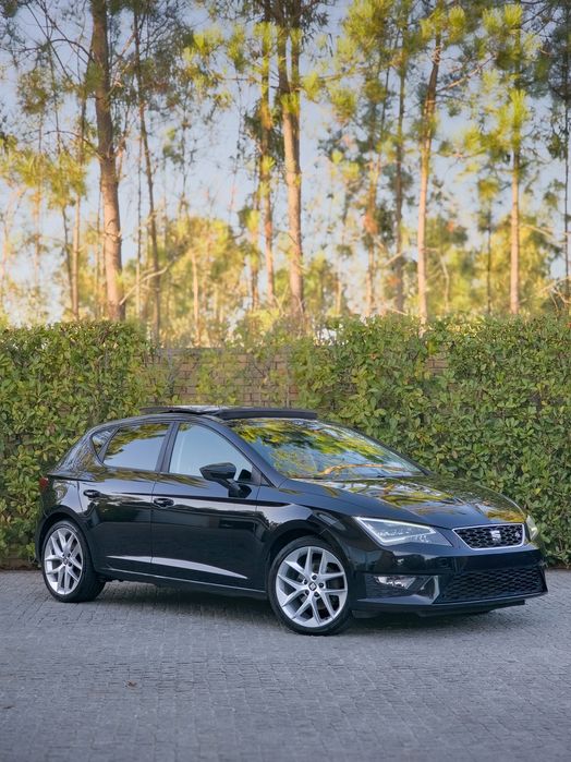 Seat Leon 2.0 TDi FR *Teto panorâmico*
