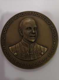 Medalha do instituto de ciências biomédicas Abel Salazar