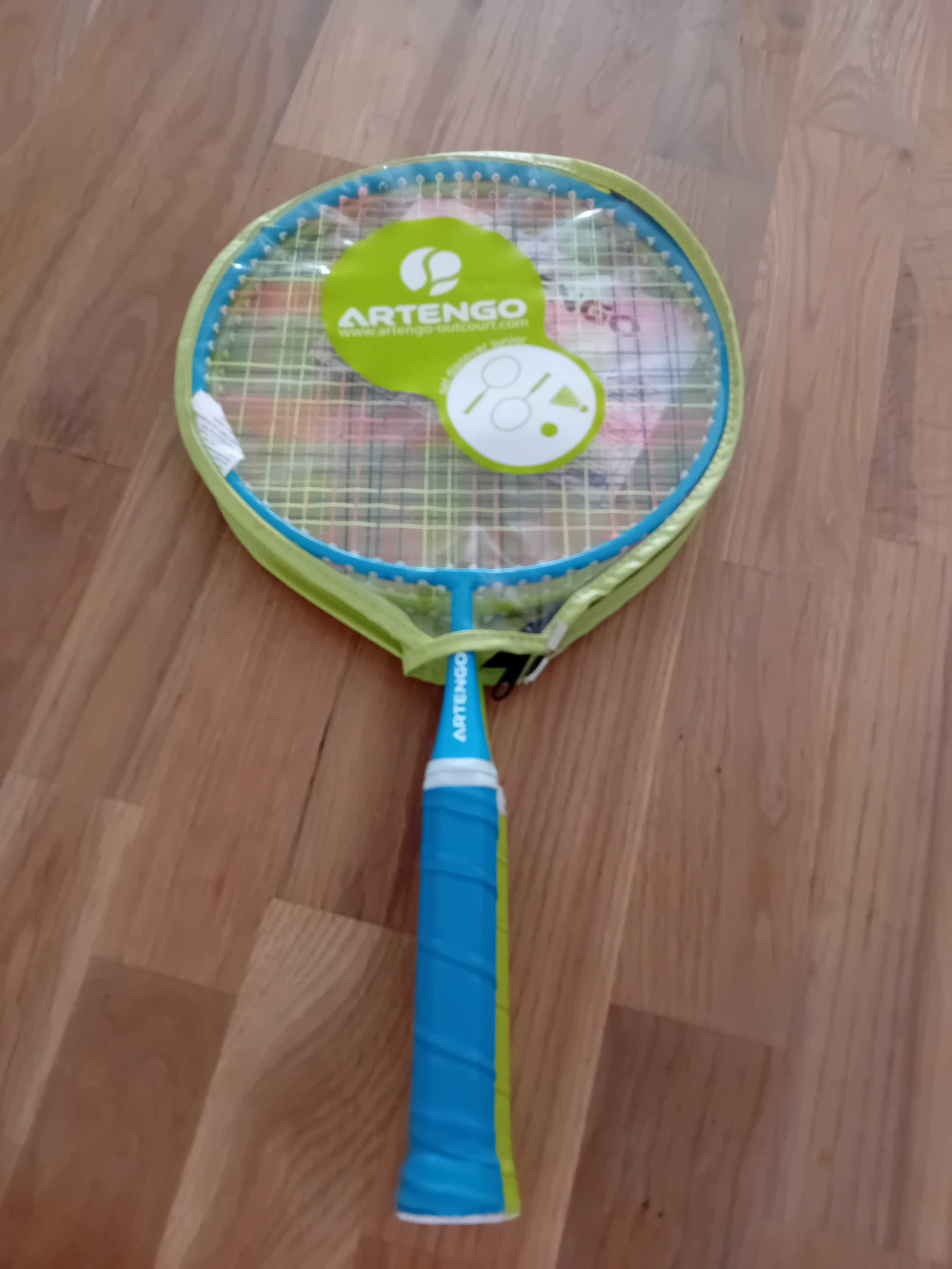 Kit com 2 Raquetes de Badminton Artengo