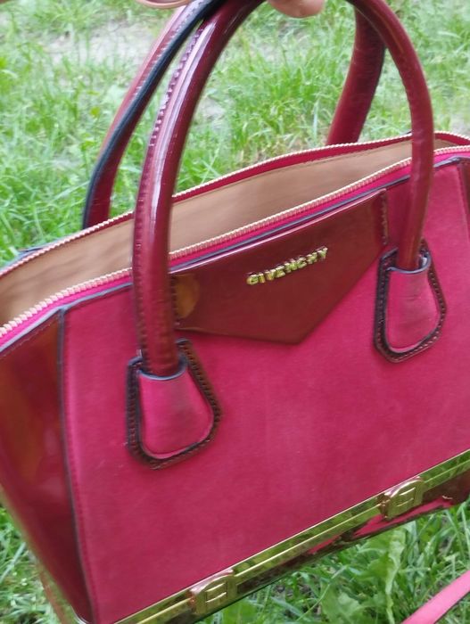 Срочно ! Замшевая сумка Givanchy с лаковыми вставками