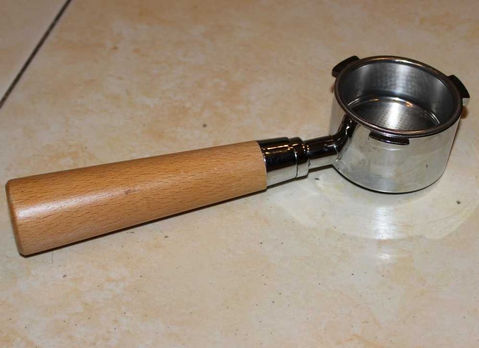 Kolba Portafilter bez dna 51mm np do De Longhi Dedica