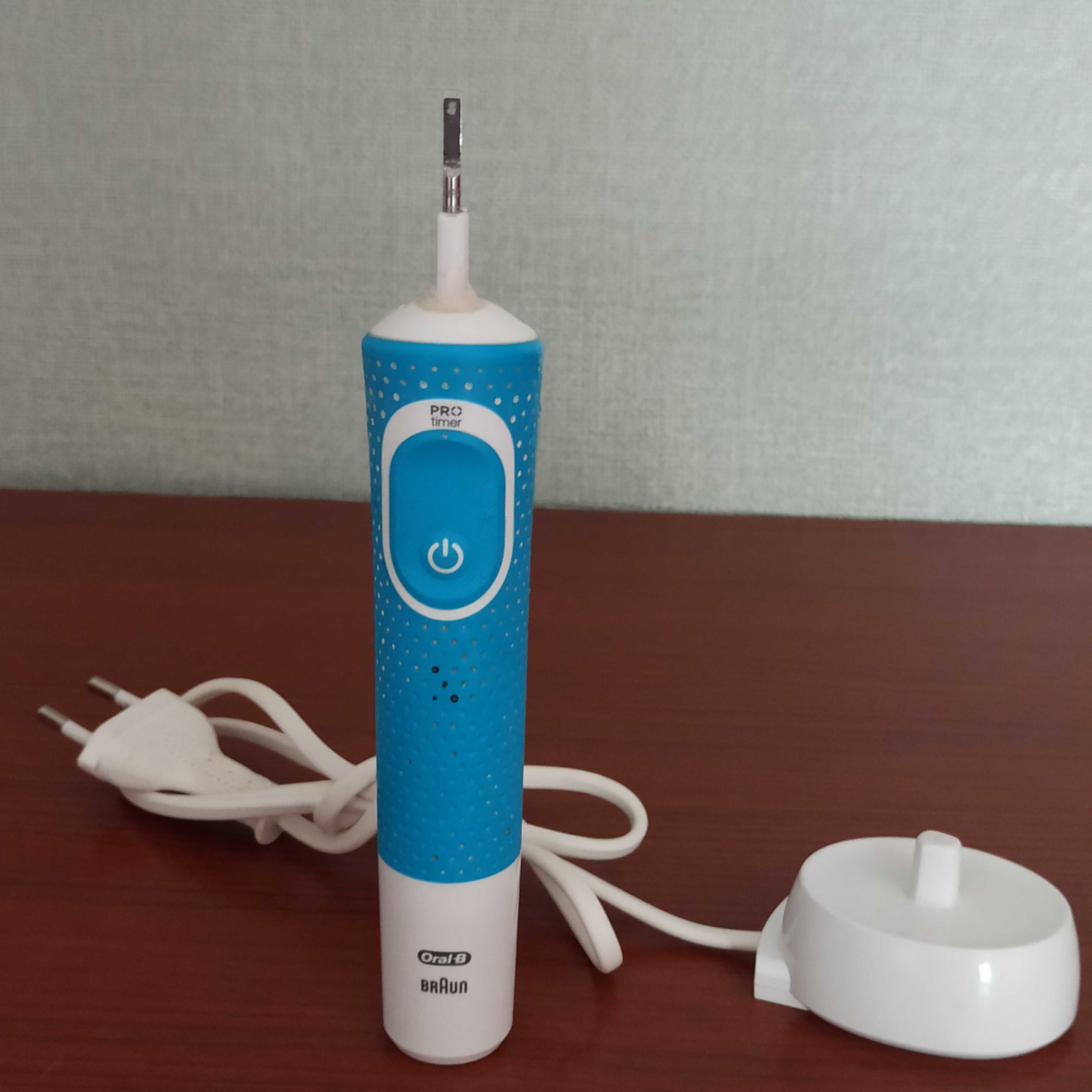 Электрическая зубная щетка Braun Oral-b