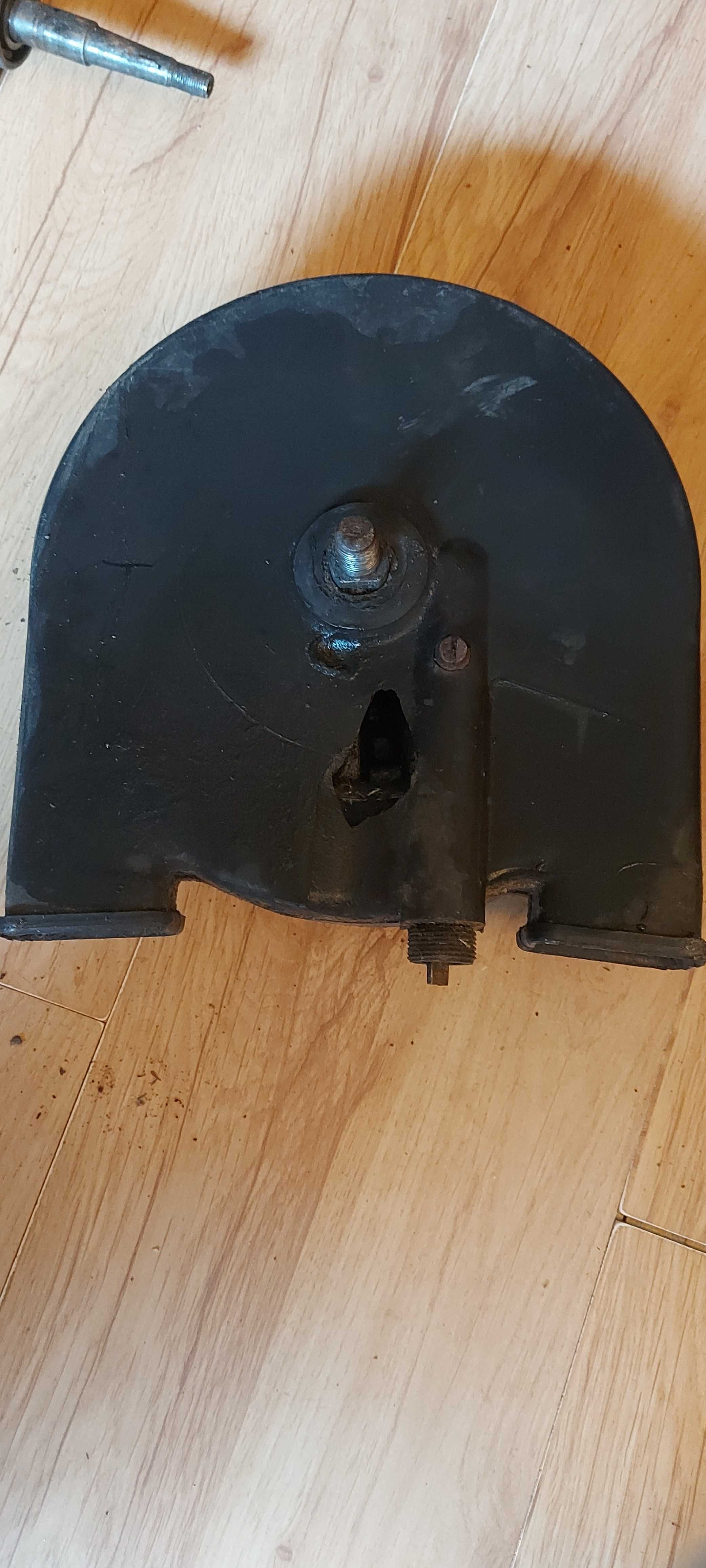 MZ 250 150 Osłona zębatka oryginał