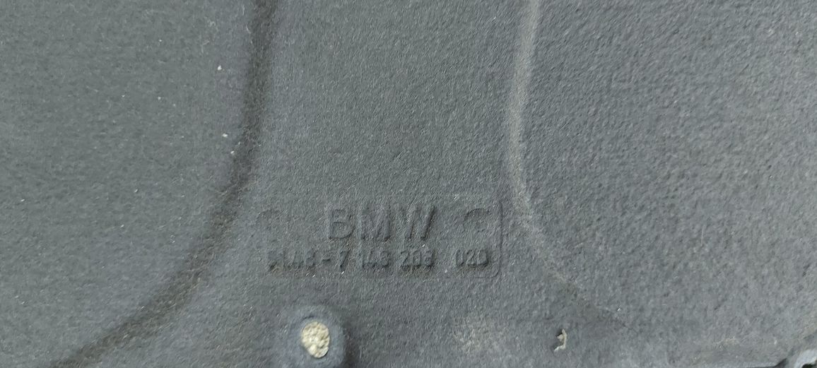Oslona wygłuszenie wyciszenie maski bmw e60 e61