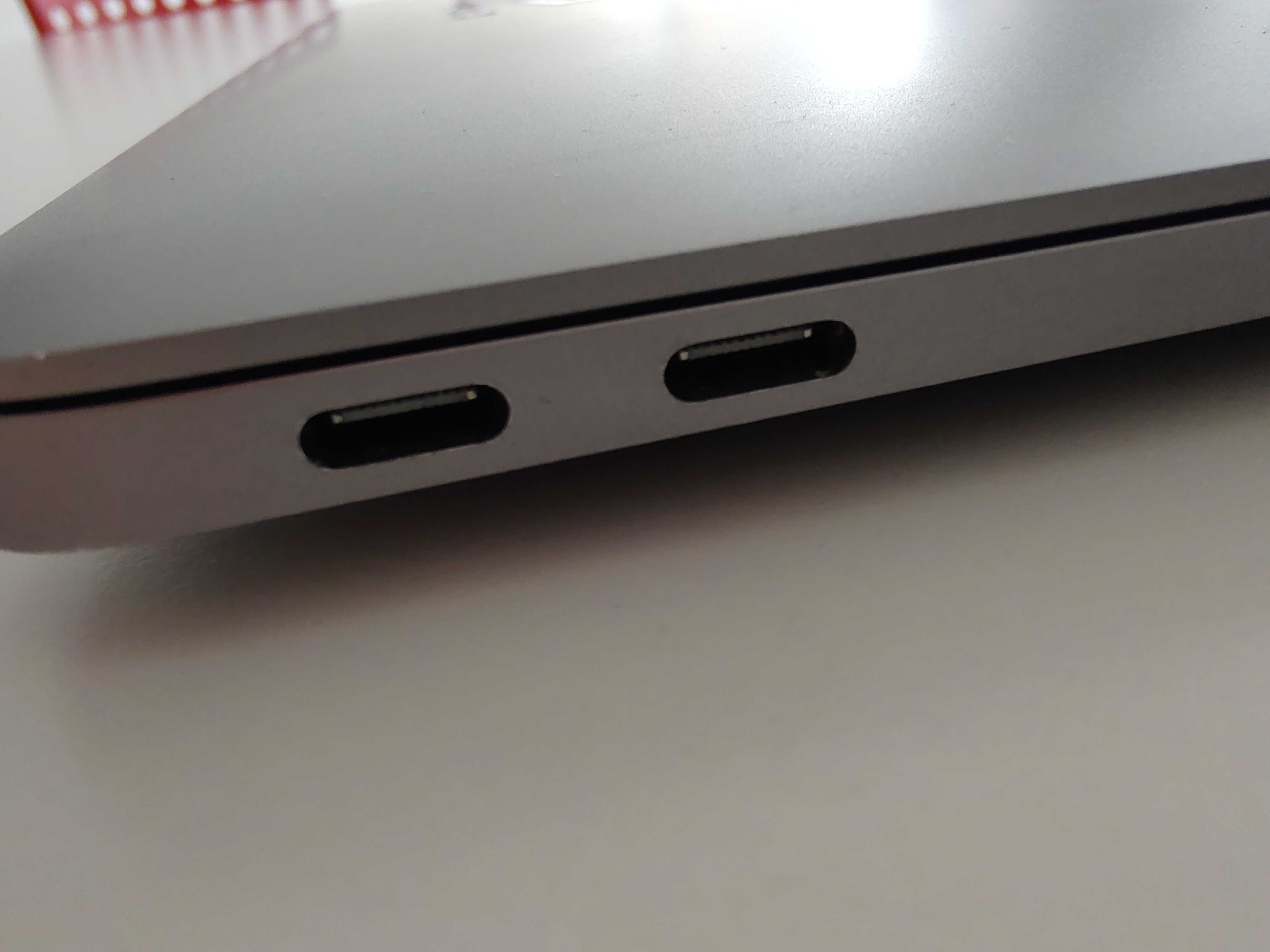 MacBook Air (13-inch, 2018)