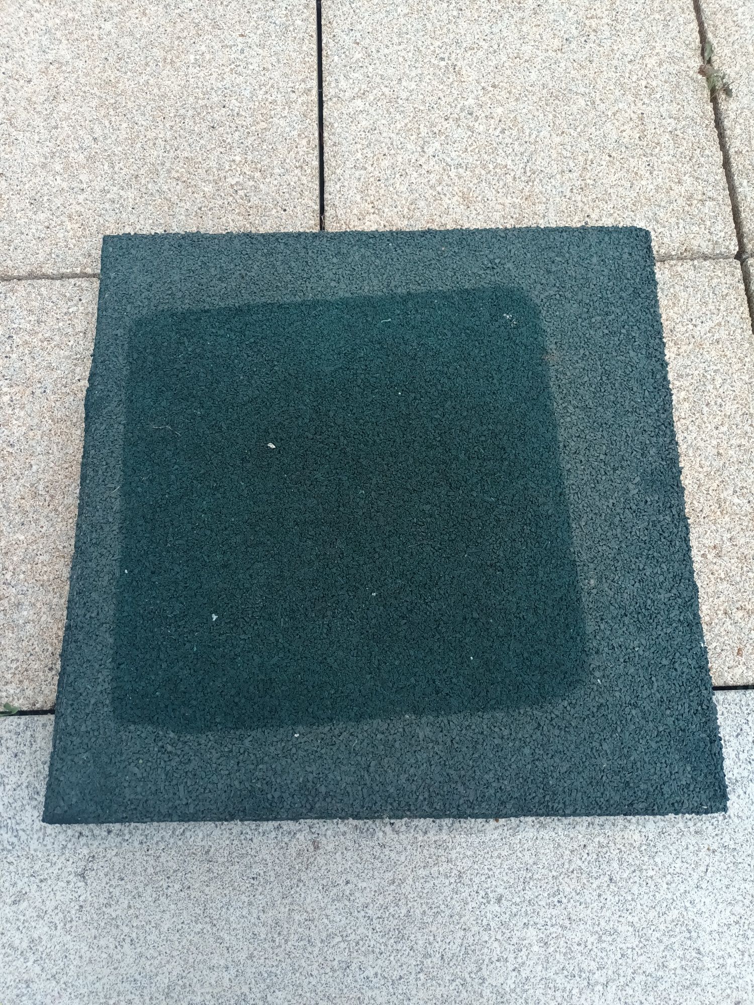 Azulejo de borracha tipo tartan