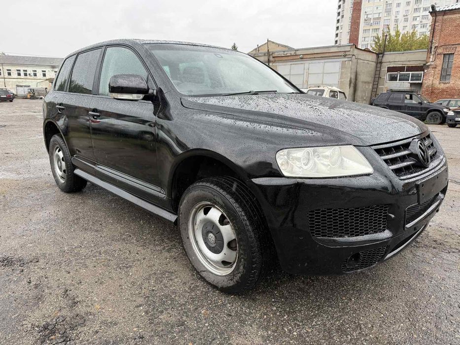 Volkswagen Touareg 2007рік 2,5дизель АКПП повний привід 4х4 гарний