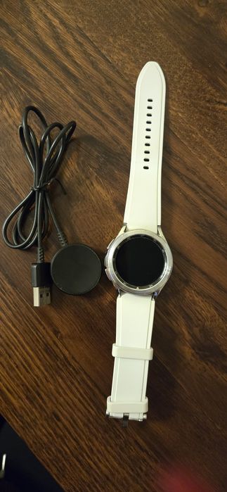 Часи Samsung Galaxy Watch 4