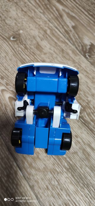 Продам машинки Робокар Полі