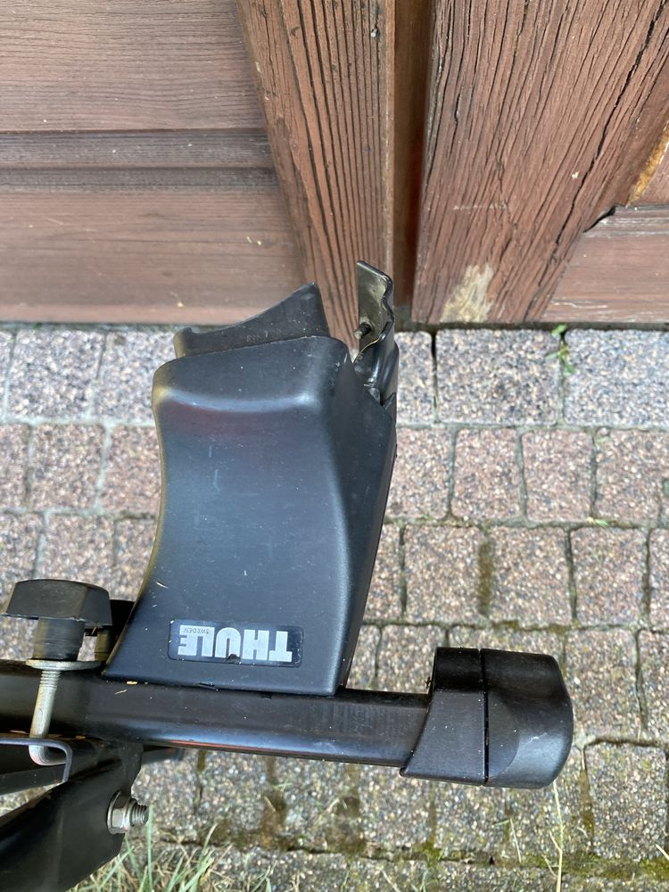 Thule uchwyty na bagażnik