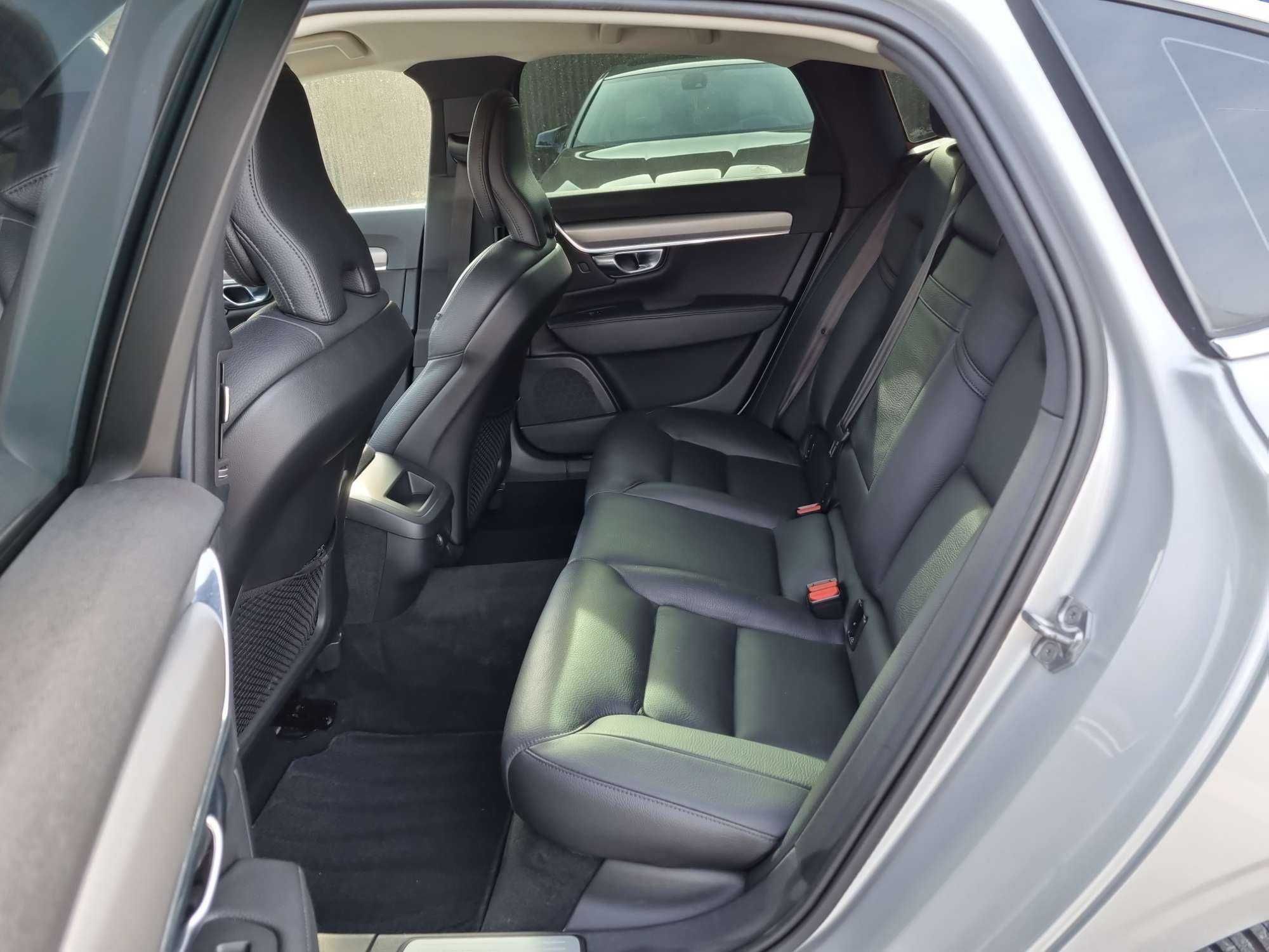 Volvo S90 D4 - Diesel - Automatic  2018