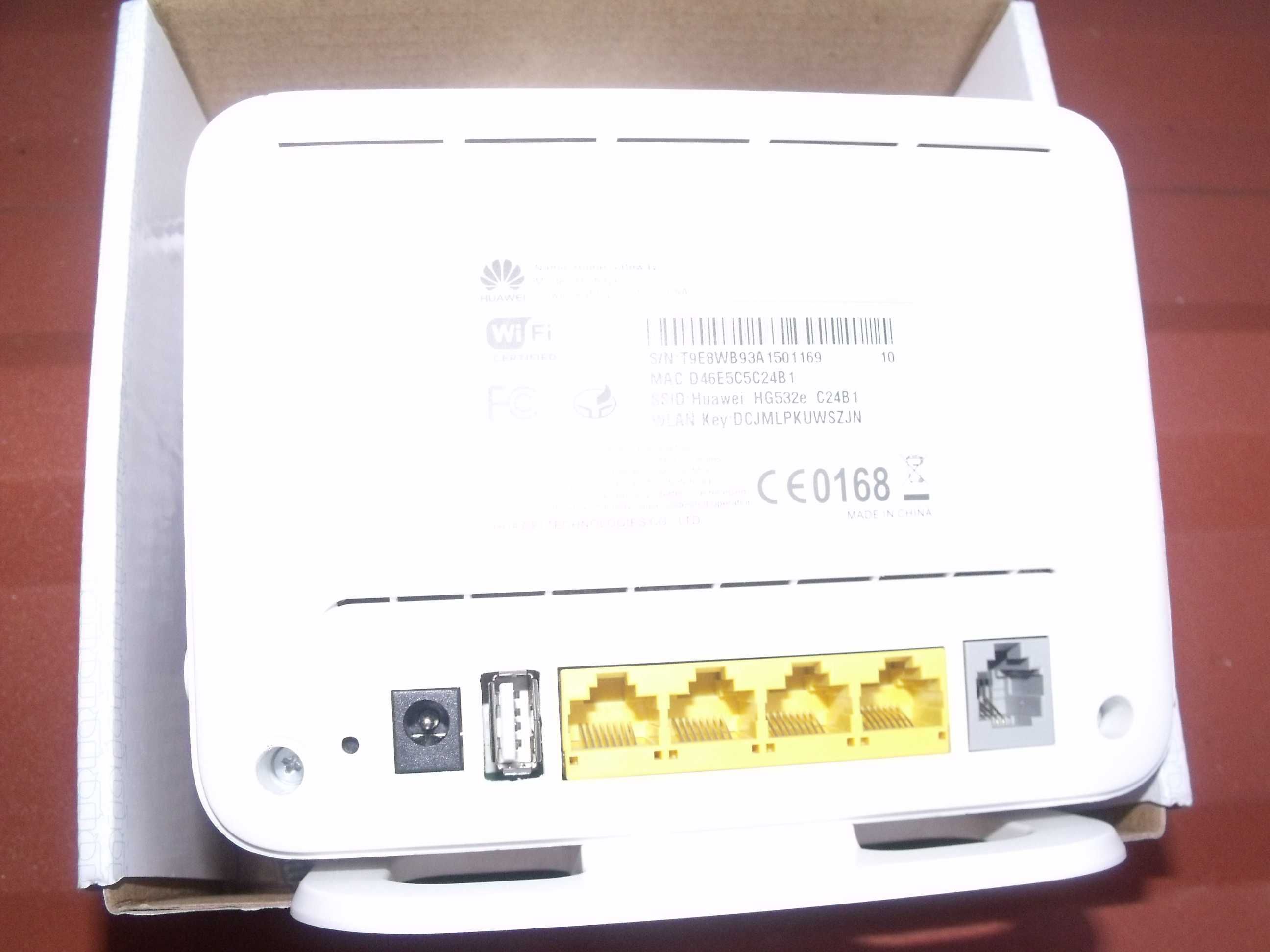 Роутер для 3G 4G модемов Asus DSL-N14U (Huawei) USB ADSL Wi-Fi LAN WAN