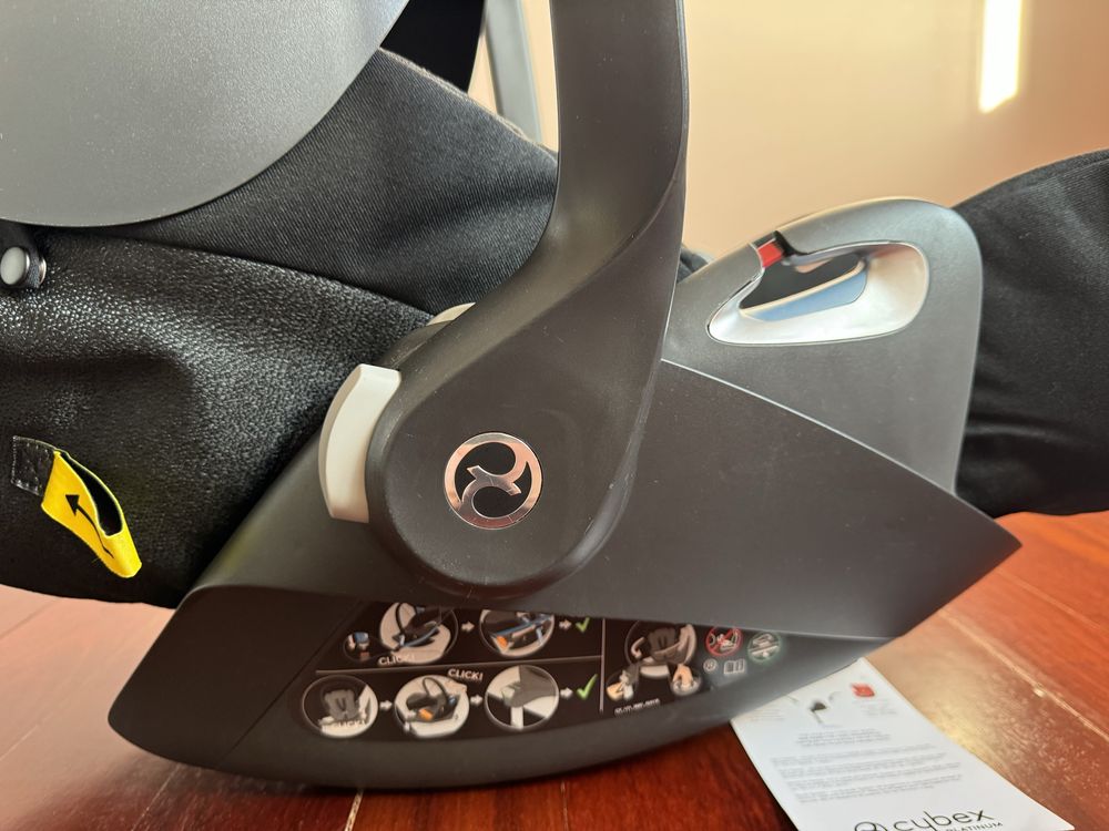Cadeira Auto Cybex Cloud Z i-size + OFERTA CAPA INVERNO
