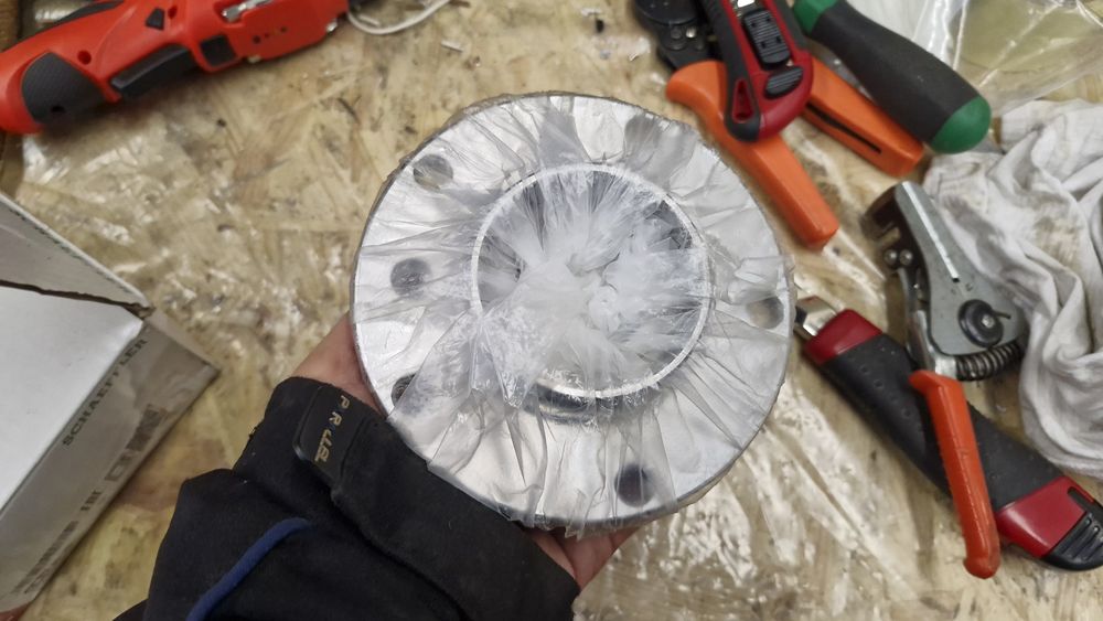 Ступиця передня до   BMW E38, FAG 713667190