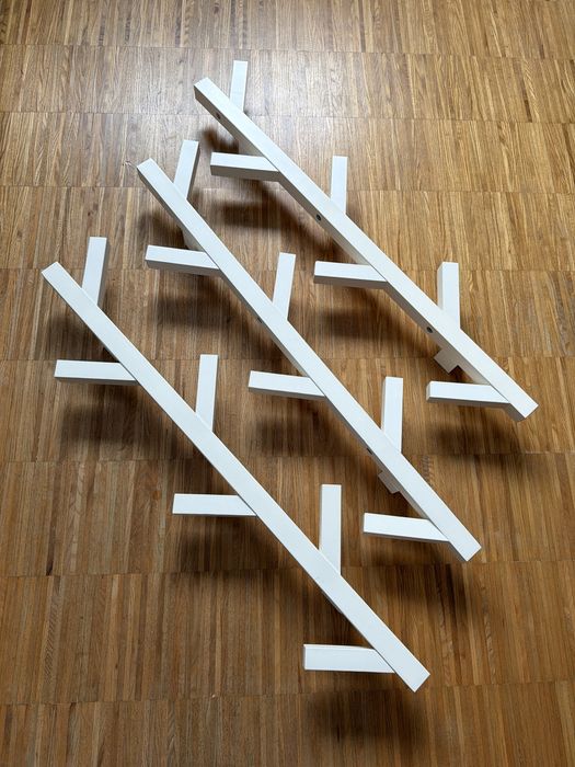 Wieszak biały Ikea Tjusig 78 cm 3 szt