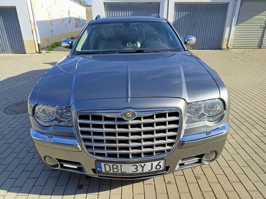 Chrysler 300C Touring 2008 3.5 V6 249KM