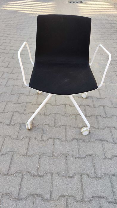 Krzesło biurowe Arper Catifa 46