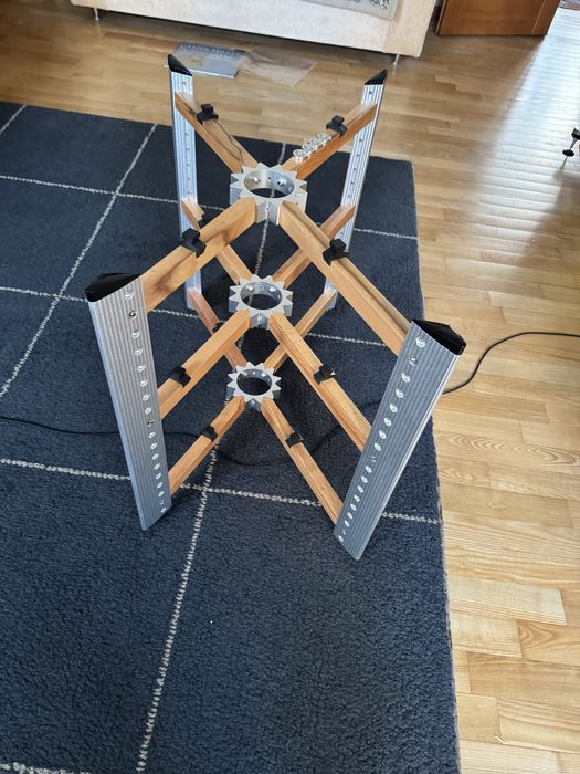Стойка под аудио аппаратуру Spider