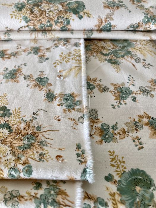 Tecido antigo - 4 fragmentos