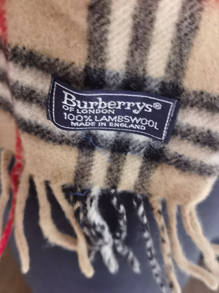 Burberry elegancki  szalik