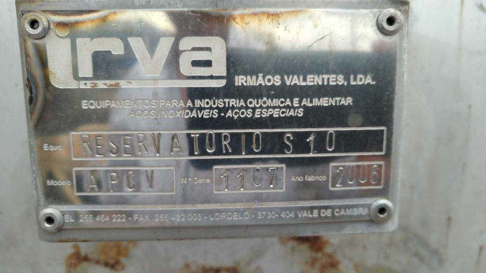 Depósito de inox de 10 mil litros