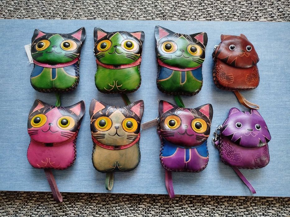 Skórzane portfele / etui w kształcie kotków