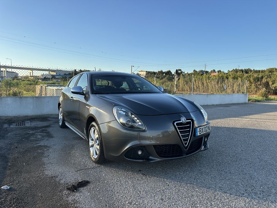 Alfa Romeu Giulietta 1.6JTD Aceito Retoma