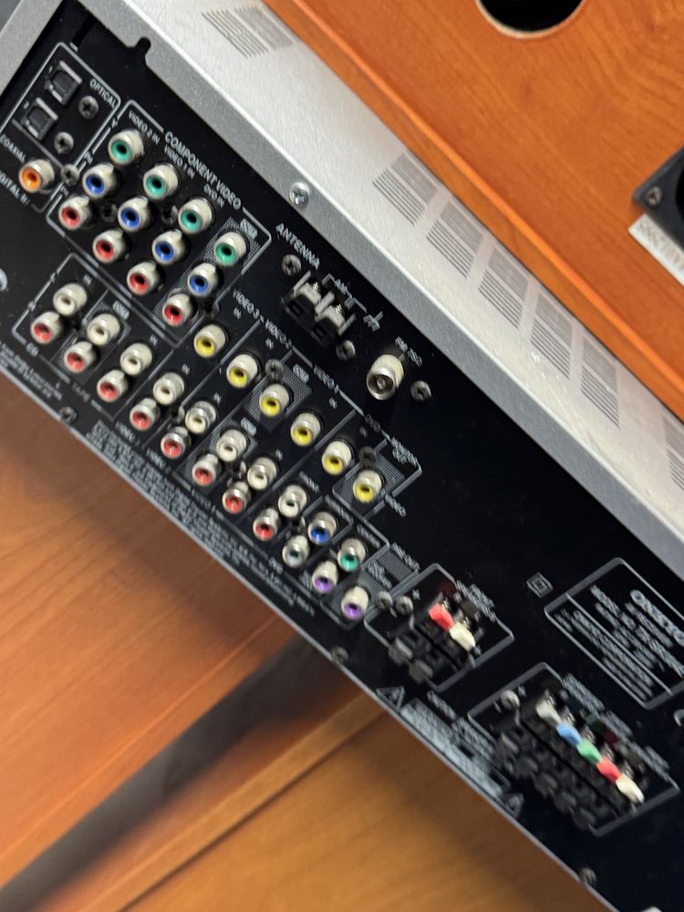 Zestaw audio M Audio HCS990 plus Onkyo TX-SR304E