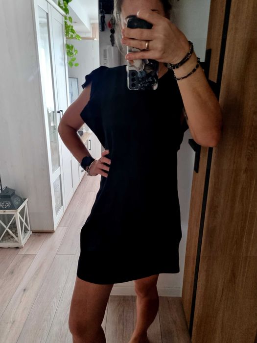 Mała czarna ,mini sukienka