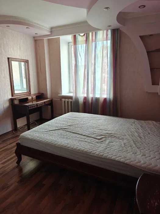 3к 82м2 Сім'ї Стешенків, 3 Строкача м.Святошин, Нивки Ремонт Меблі