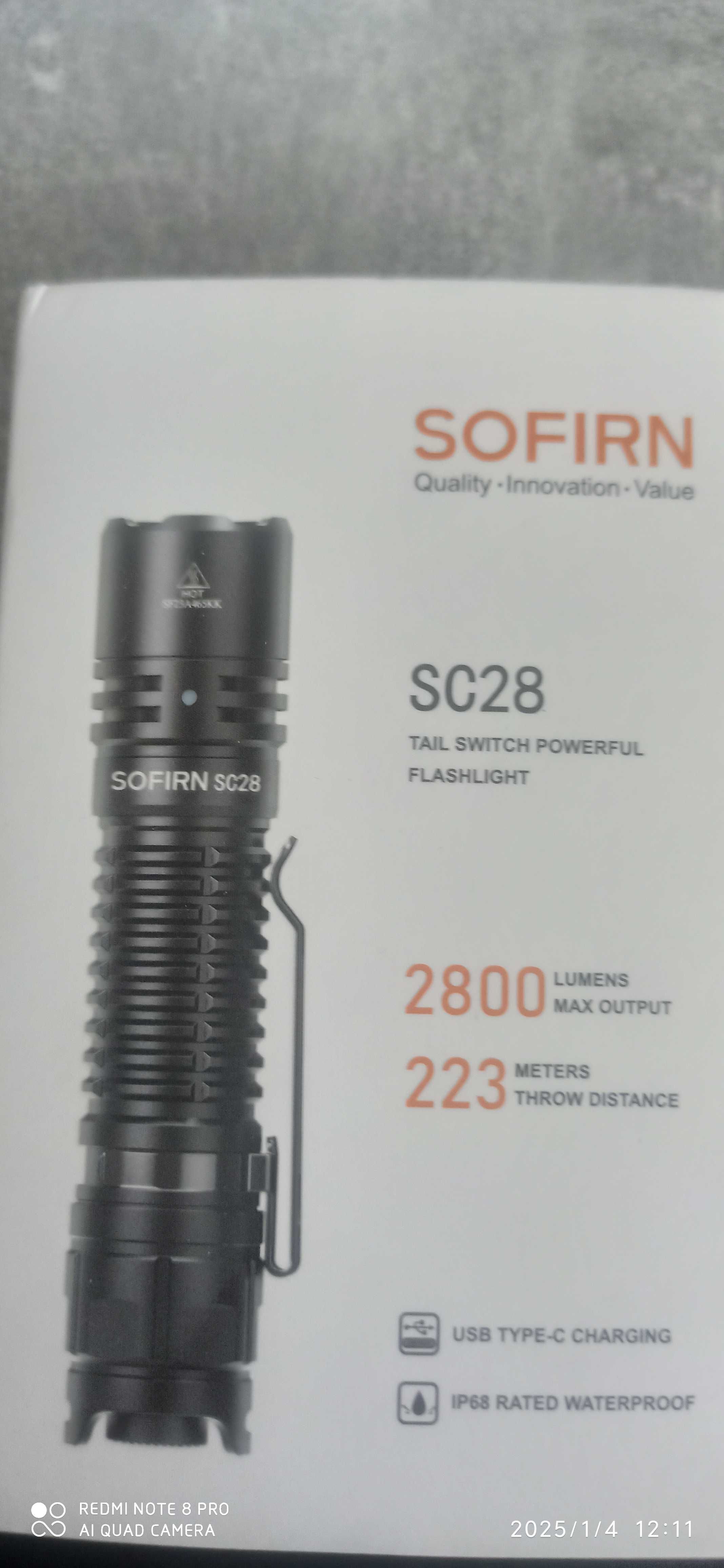 Latarka Sofirn sc28