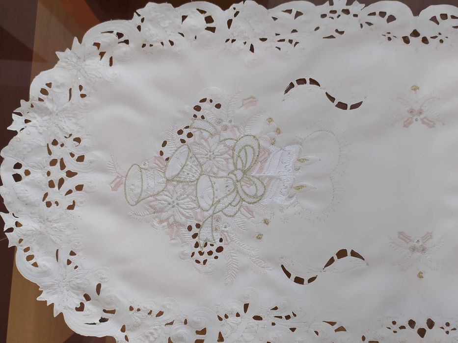 mały obrus świąteczny 37x85