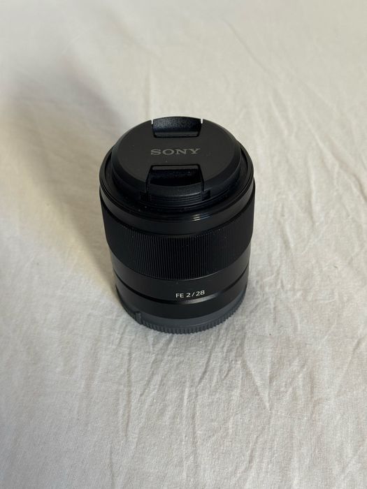 Objetiva Sony 28mm f/2