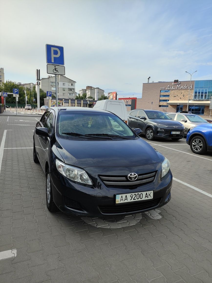 Продам Toyota Corolla 2010р. Не фарбована!