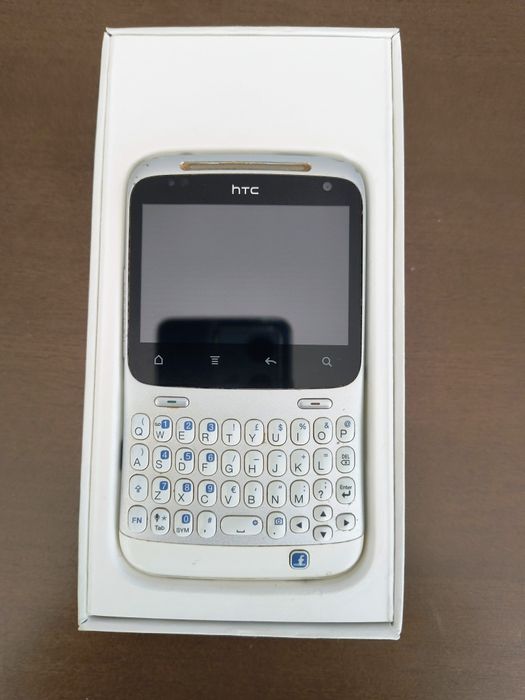 HTC ChaCha telefon