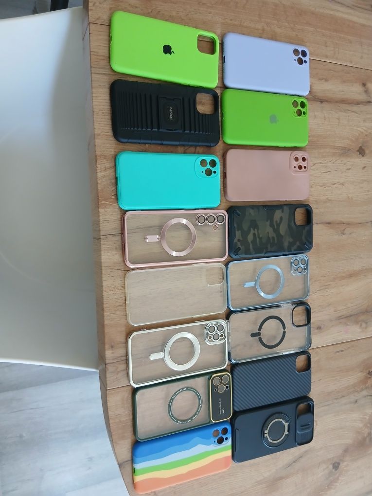 Vendo 16 capas para iPhone 11 pro max