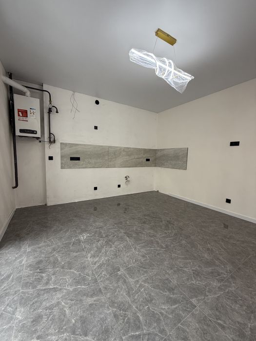 Продаж! Красива 2к квартира з ремонтом біля парку Шевченка