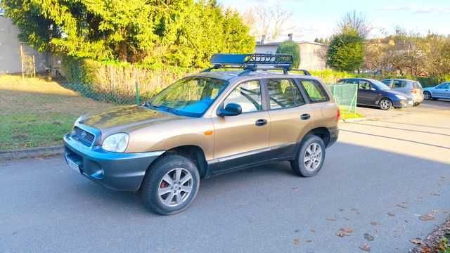 Sprzedam Hyundai Santa Fe -  4 x 4 - z gazem