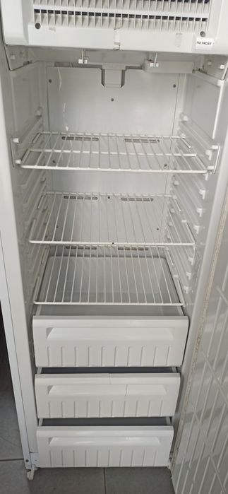 Морозильная камера Indesit No frost