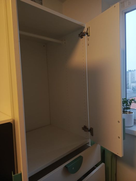 Szafa IKEA Smastad Platsa 4 szuflady + wieszak na ubrania