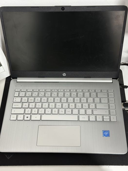 Vendo hp laptop 14s-dq0xxx