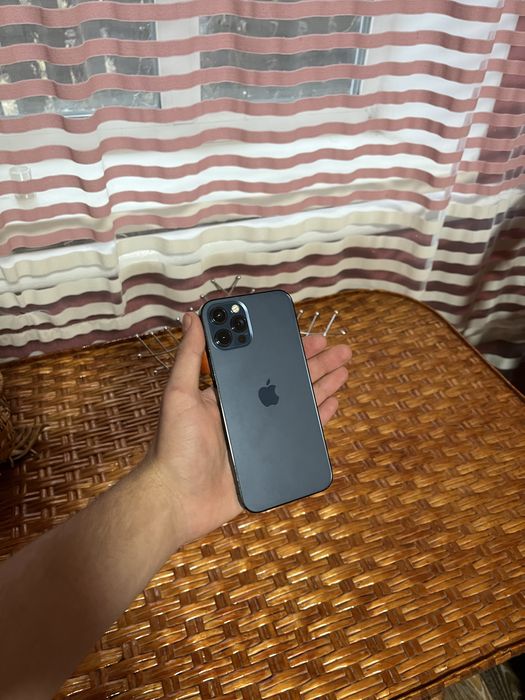 iPhone 12 Pro icloud lock пароль