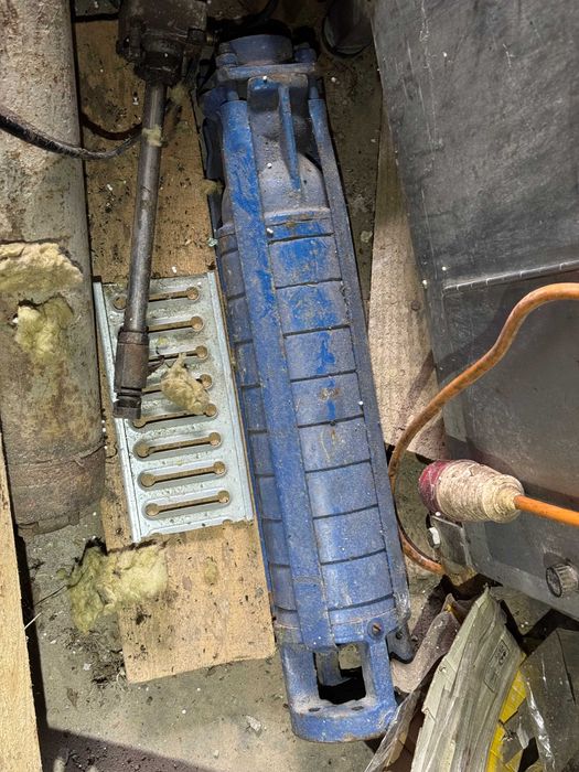 Насоси занурювальні глибинні ЕЦВ (різного ступеня справності) БВ