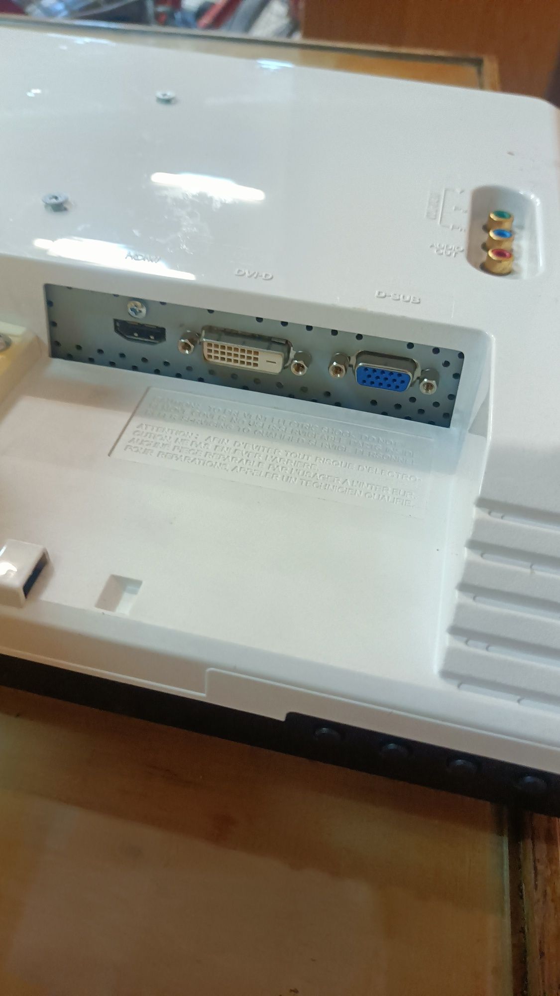 Monitor LG L226WA-WN