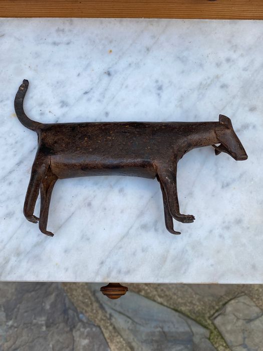 Cão do Benim Ferro Forjado Tribal Séc XIX 15 cm
